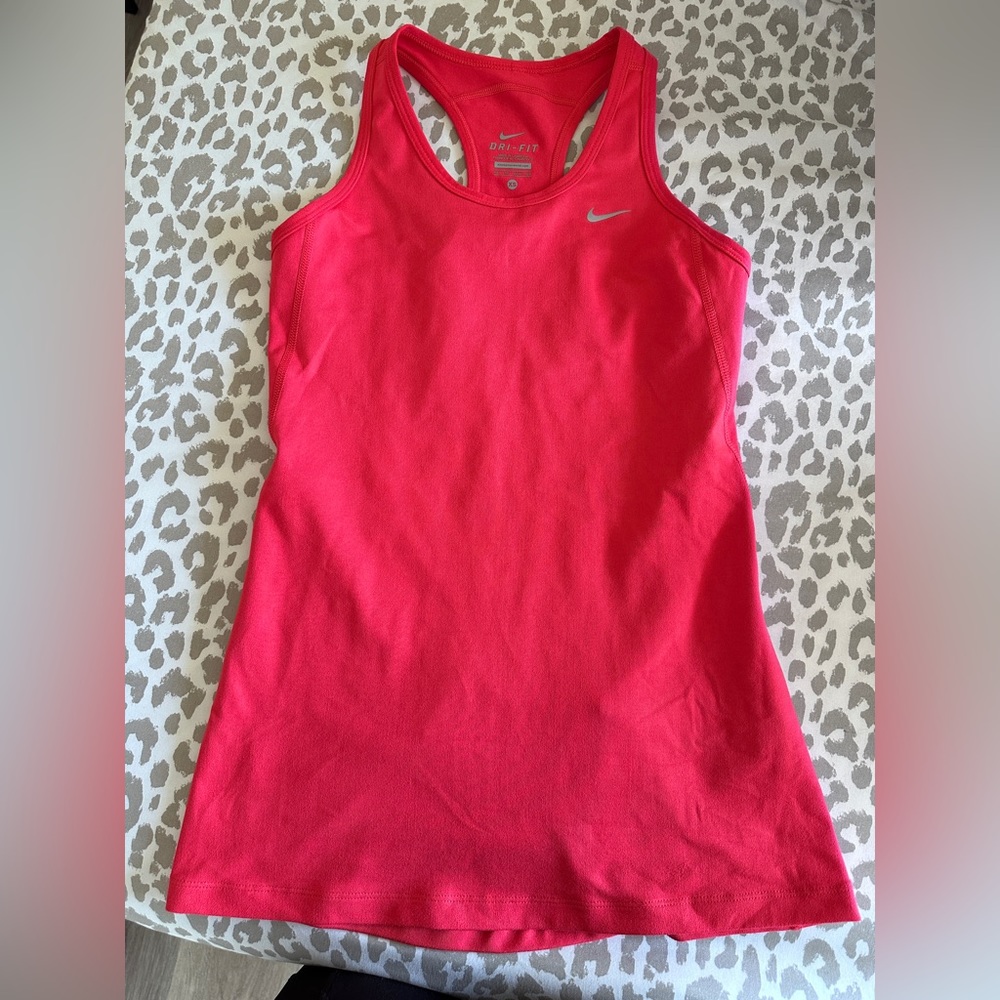 Nike sport work out top Dri fit style